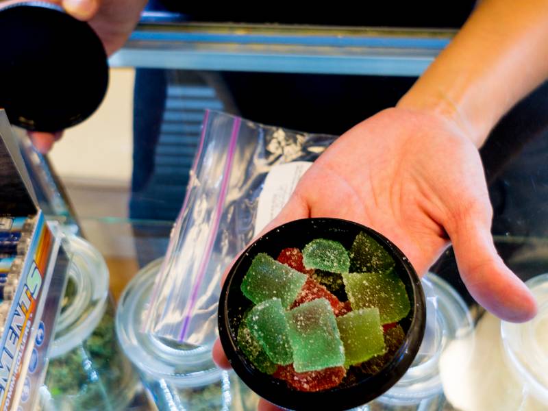 How Do I Choose The Best Weed Gummies?